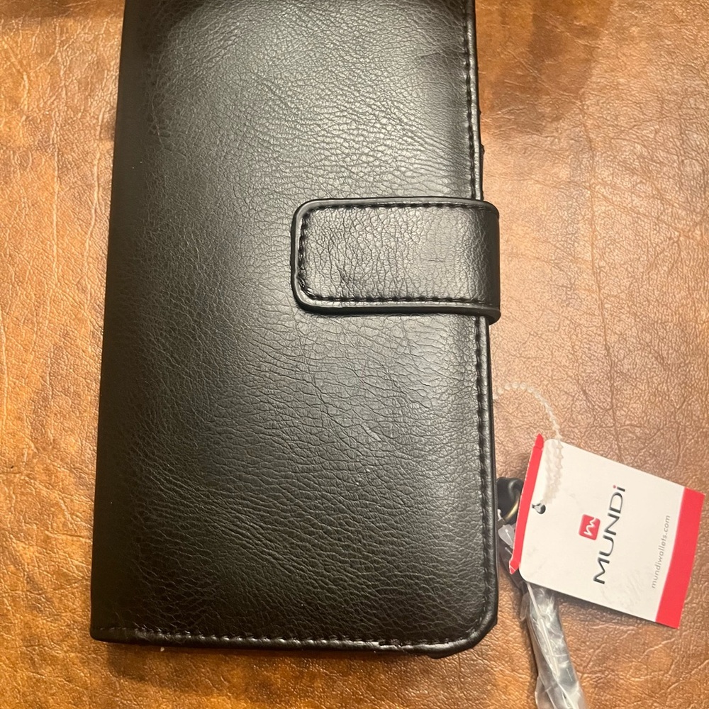 Black Mundi Pauline Tab Organizer Women’s Leather Wallet